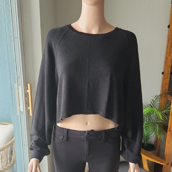 Double Zero Tops - Double Zero Black Cropped Top